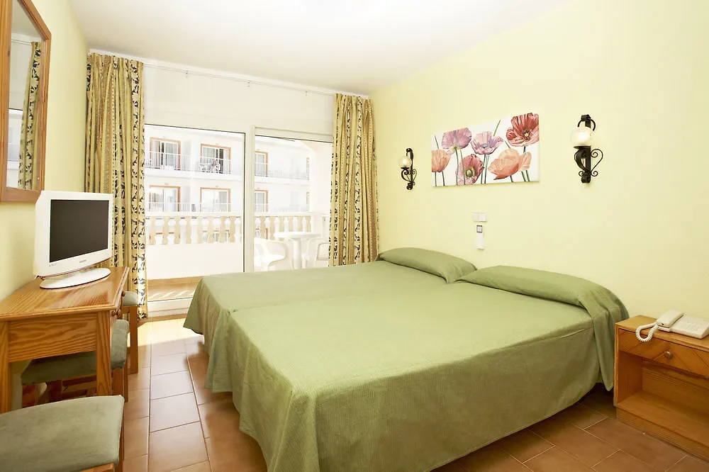 Universal Hotel Aquamarin Sant Elm